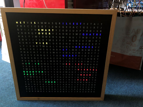 Four language clock color